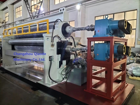 φ560×2920 ননবোভেন ফ্যাব্রিক এমবসিং মেশিন স্বয়ংক্রিয় 550m/মিনিট