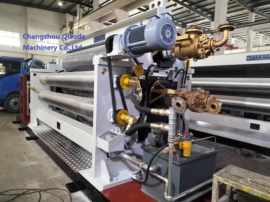 φ560×2920 ননবোভেন ফ্যাব্রিক এমবসিং মেশিন স্বয়ংক্রিয় 550m/মিনিট