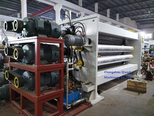 থ্রি রোল ক্যালেন্ডার মেশিন 520×3700 ব্যবহারের প্যাটার্নযুক্ত ননবোভেন ফ্যাব্রিক প্যাকেজ
